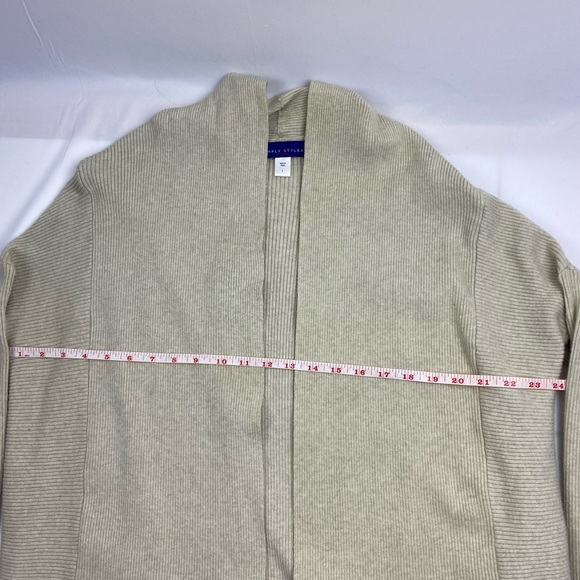 Simply Styled- Sweater, Beige. Large. Warm and comfortable. - Picture 3 of 7